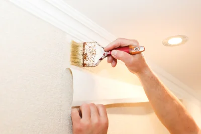 Pose de papier peint à Alan — revêtements muraux et toiles de verre